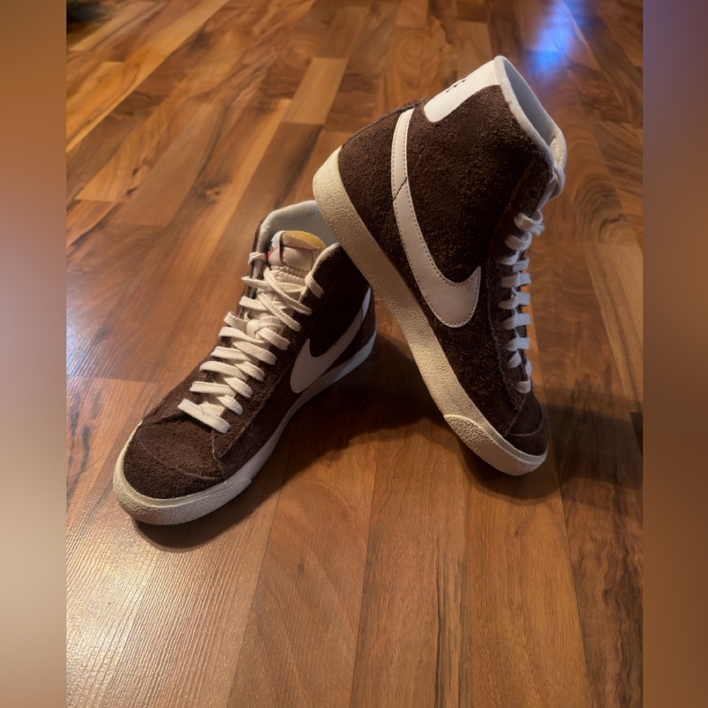 Nike Women's Blazer Mid '77 Vintage Brown Suede Sneakers🤎